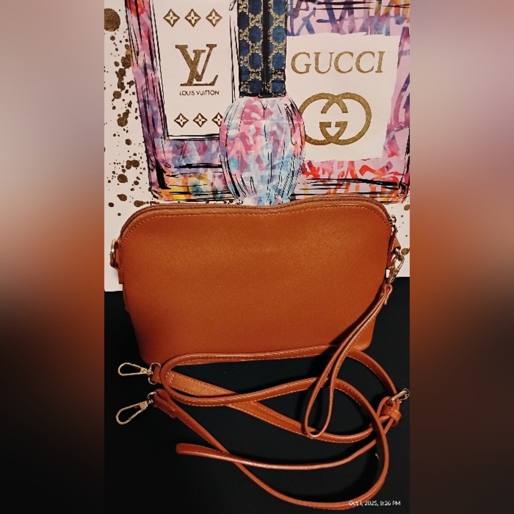 Lovevook Tan Leather Wristlet Bag With Crossbody Strap Very Nice Bag BNWOT - Picture 2 of 5